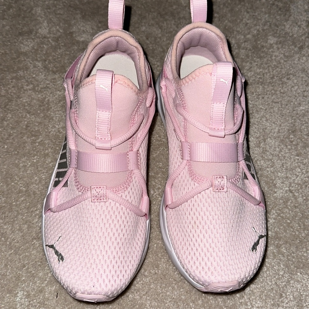 Puma Running Shoes - Picture 2 of 4
